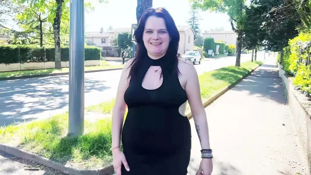 [JacquieEtMichelTV] – Aurélie, 25 years old, cleaning lady in Lyon! (2026-05-11) [1080p] Video
